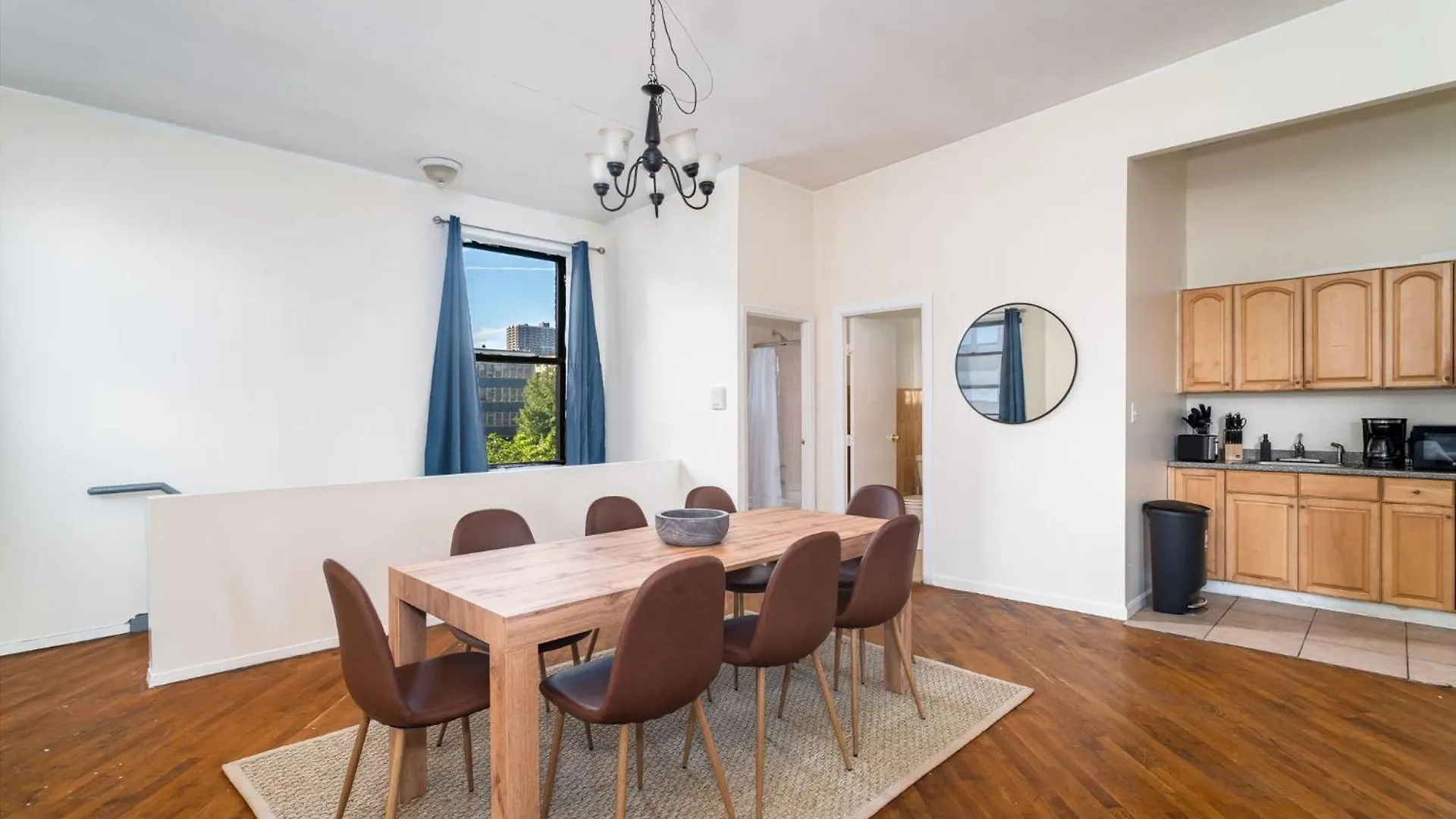 Spacious 3Br 2Ba In East Harlem - Near Central Park New York 0*,  Verenigde Staten